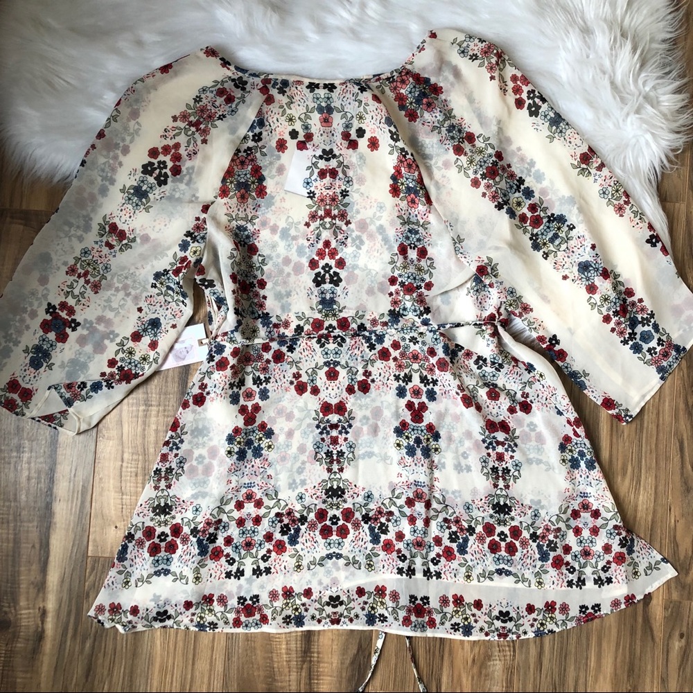 •SOLD• Jessica Simpson Maternity Hanky Hem Blouse - Picture 7 of 8